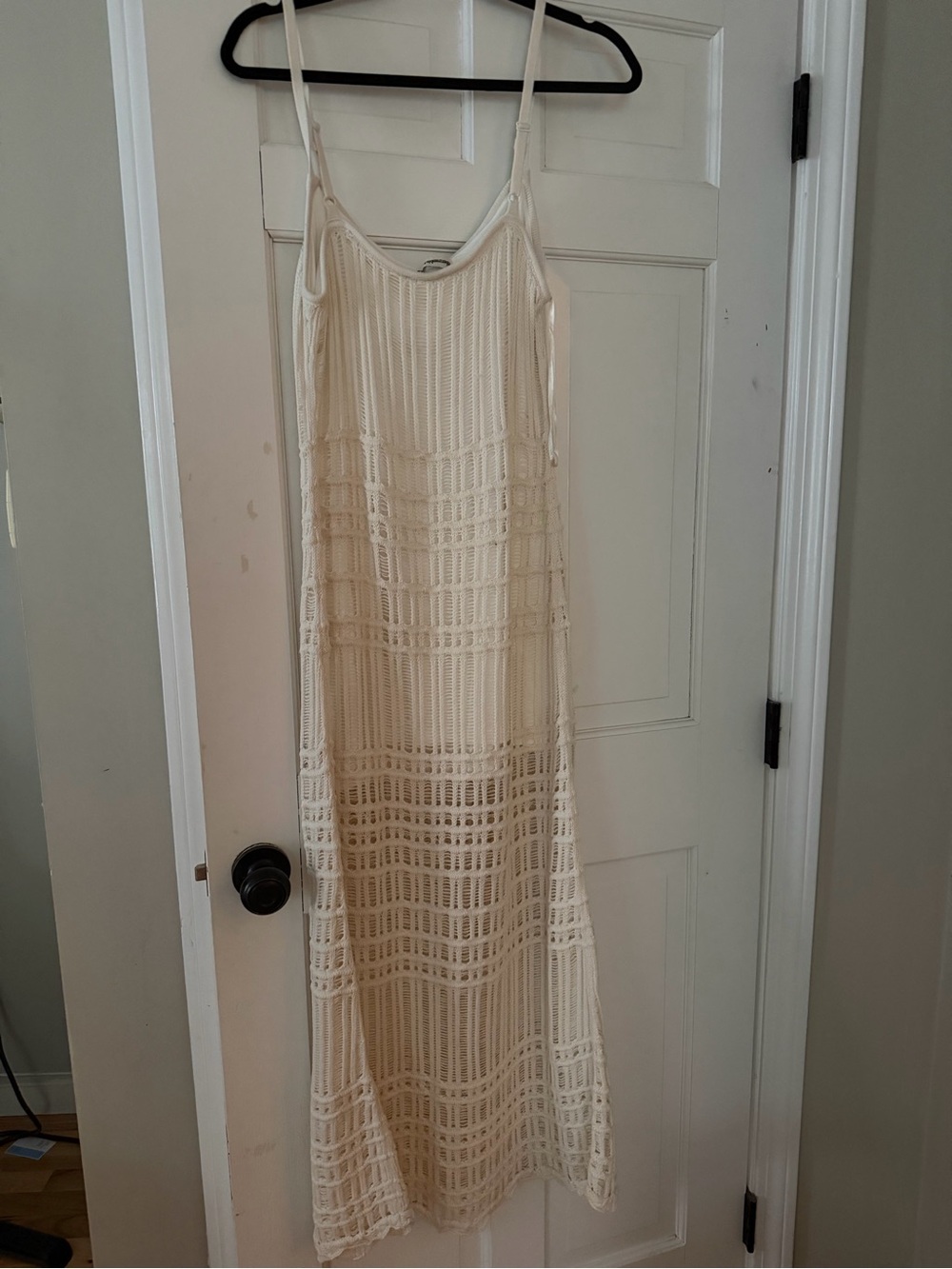 Abercrombie & Fitch Cream Crochet Maxi Dress - Picture 3 of 4